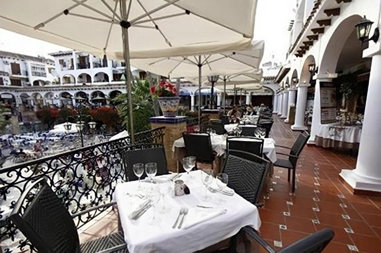 Apartment On The Plaza Alicante Extérieur photo